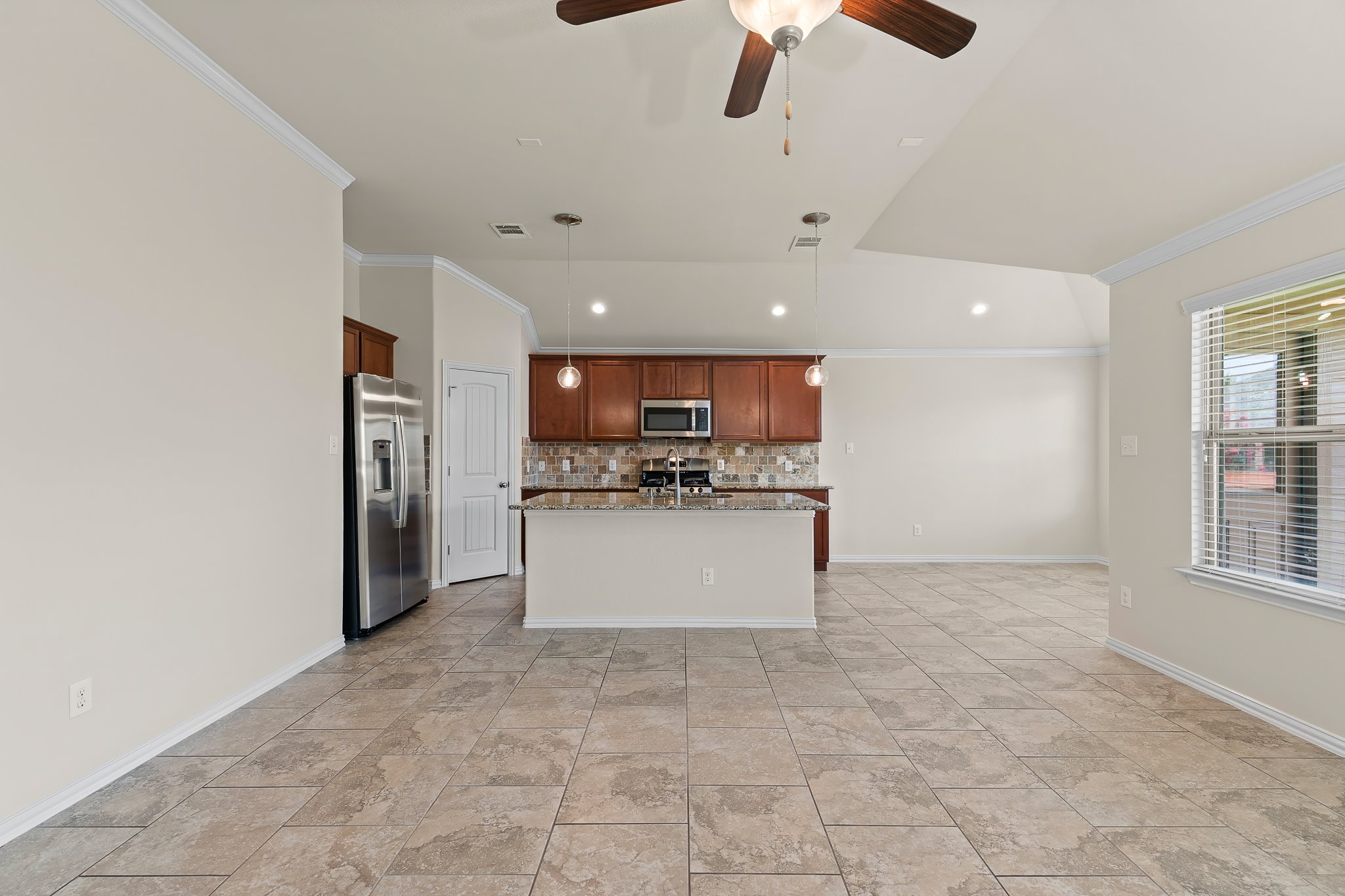 4517 Chestnut Meadows Bend Georgetown, TX 78626 - Photo 11 of 40