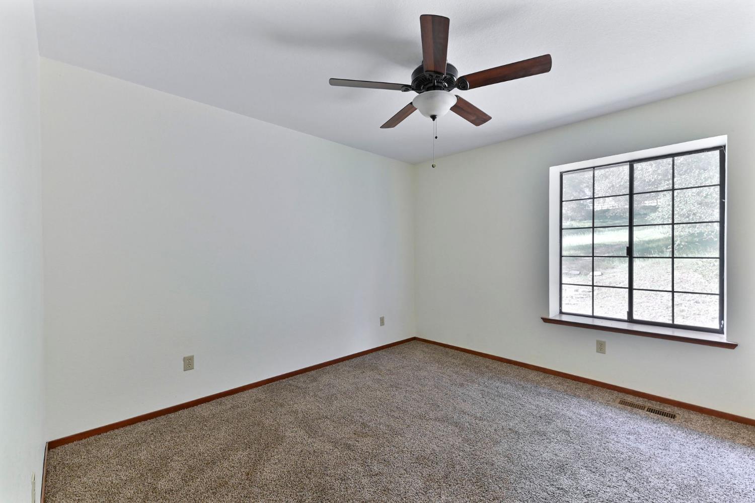 3090 Horseshoe Bend Road Somerset, CA 95684 - Photo 16 of 48