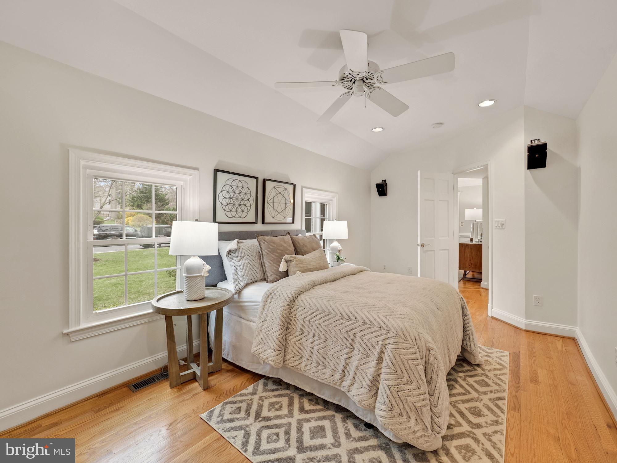 4223 Everett Street Kensington, MD 20895 - Photo 25 of 49 First Floor Bedroom adjacent to full bath