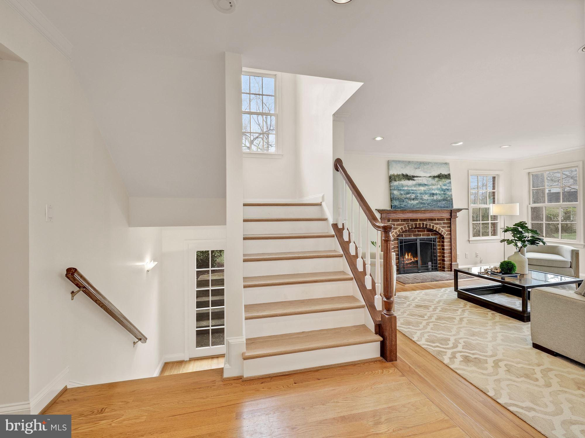 4223 Everett Street Kensington, MD 20895 - Photo 27 of 49 Light- filled stairway