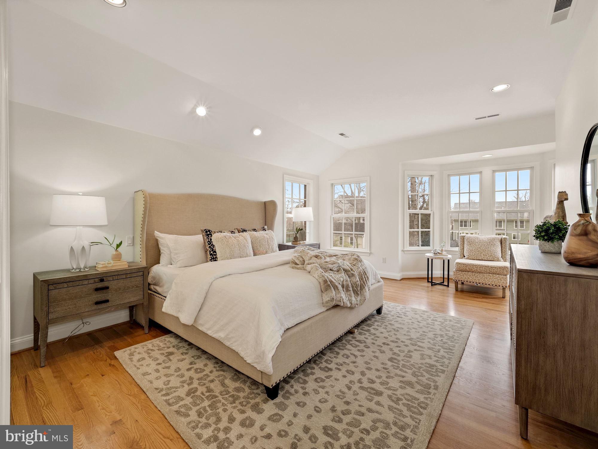 4223 Everett Street Kensington, MD 20895 - Photo 29 of 49 Fabulous Primary Suite