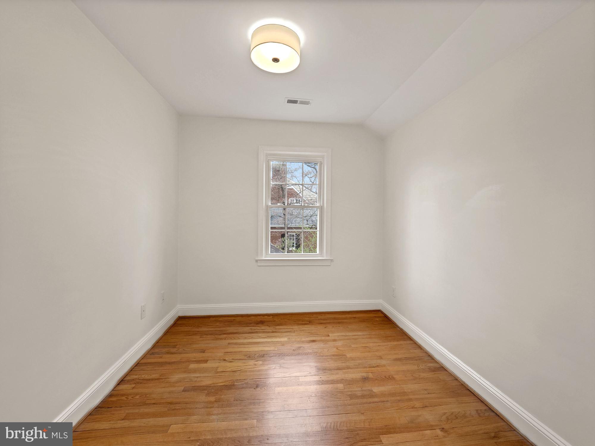 4223 Everett Street Kensington, MD 20895 - Photo 36 of 49 Bedroom #5