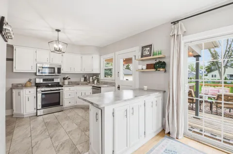 $359,000 | 323 South Worthington Street, Oconomowoc, WI 53066