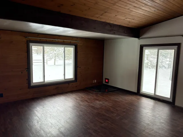 $256,000 | 9680 South Thornapple Avenue, Grant, MI 49327