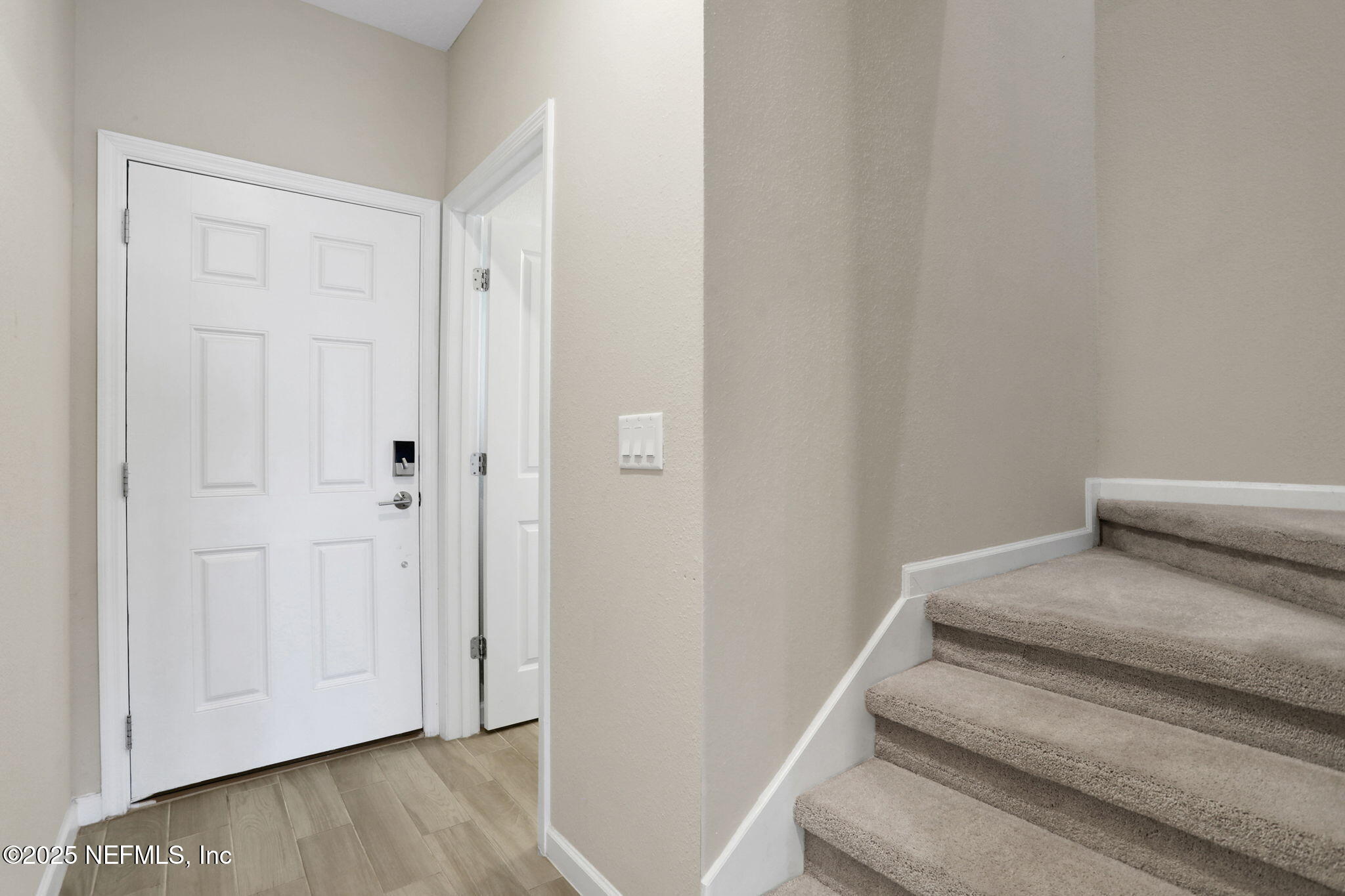 435 Boracay Circle St. Johns, FL 32259 - Photo 24 of 42 Entry/Stairs