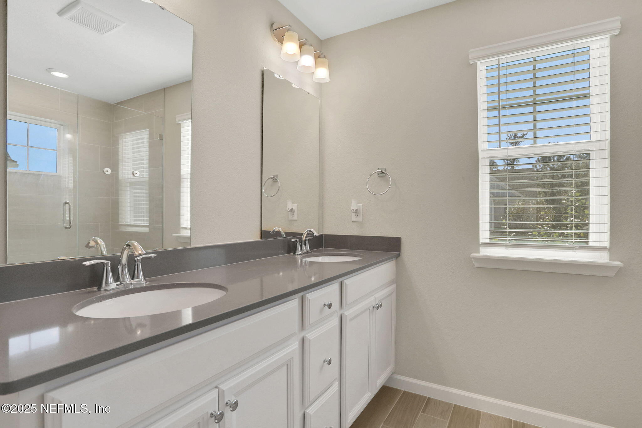 435 Boracay Circle St. Johns, FL 32259 - Photo 30 of 42 Primary Bath