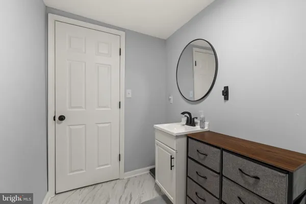 $255,000 | 416 Cumberland Street, Gloucester City, NJ 08030