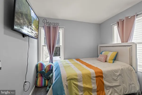 $255,000 | 416 Cumberland Street, Gloucester City, NJ 08030