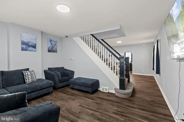 $255,000 | 416 Cumberland Street, Gloucester City, NJ 08030