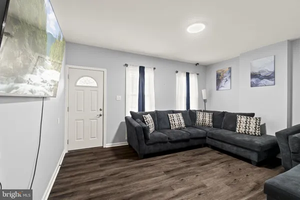 $255,000 | 416 Cumberland Street, Gloucester City, NJ 08030