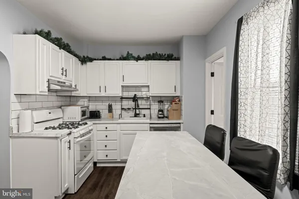 $255,000 | 416 Cumberland Street, Gloucester City, NJ 08030