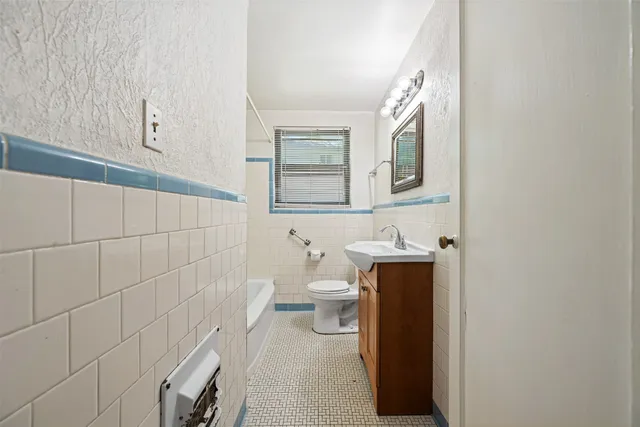 $1,800 | 1401 Kirkwood Road, Unit A, Austin, TX 78722