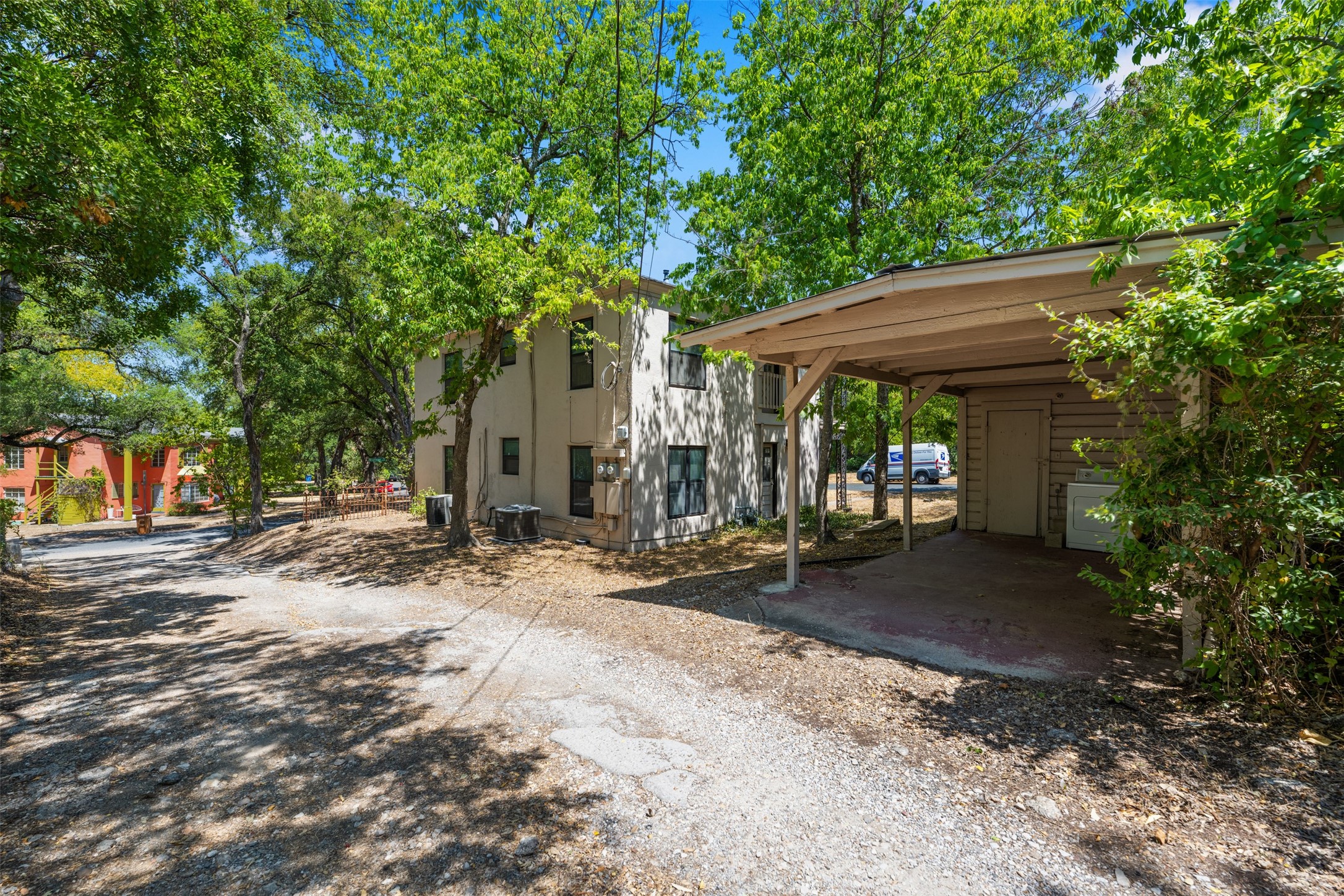 1401 Kirkwood Road, Unit A Austin, TX 78722 - Photo 22 of 24