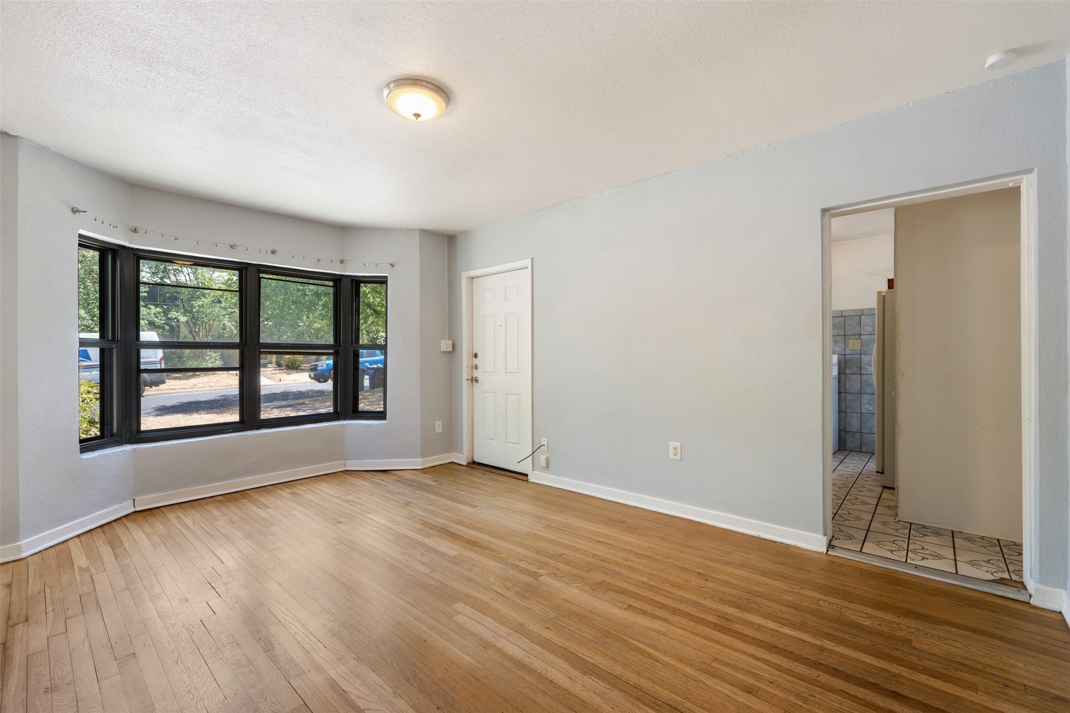 1401 Kirkwood Road, Unit A Austin, TX 78722 - Photo 5 of 24