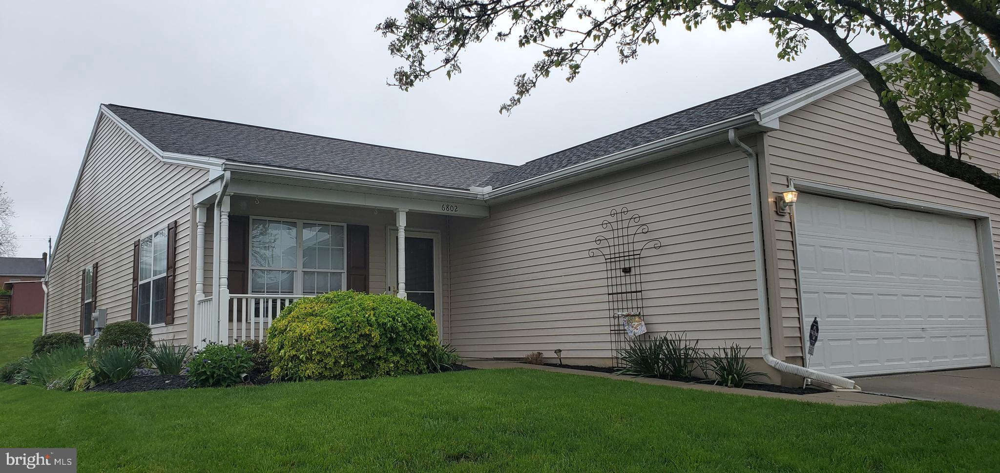 6802 Seneca Ridge Drive York, PA 17403 - Photo 1 of 36 Gallery Image 1