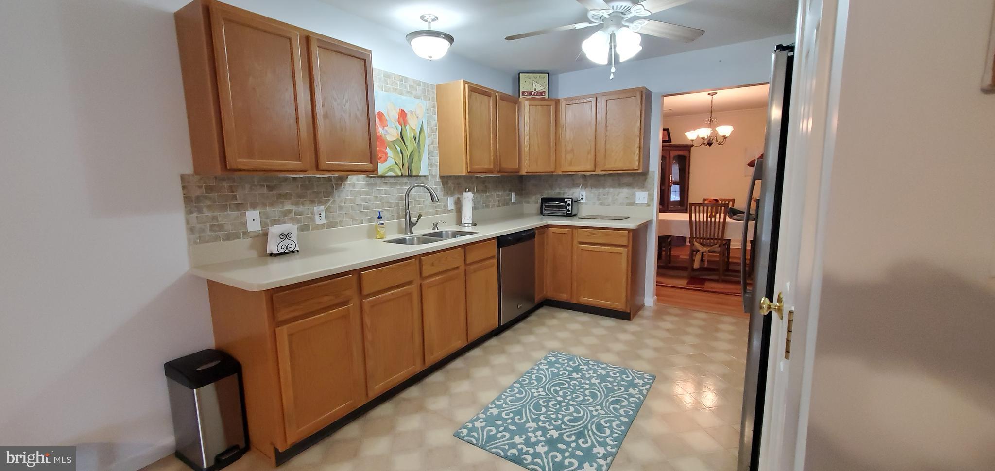 6802 Seneca Ridge Drive York, PA 17403 - Photo 12 of 36 Gallery Image 12