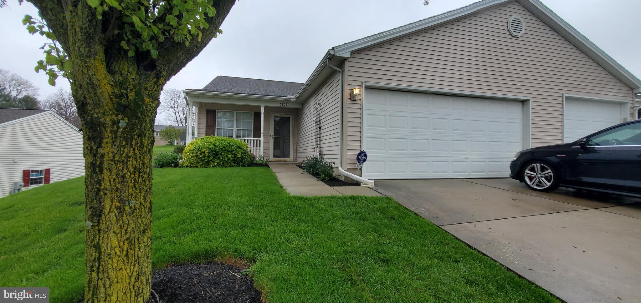 6802 Seneca Ridge Drive York, PA 17403 - Photo 3 of 36 Gallery Image 3