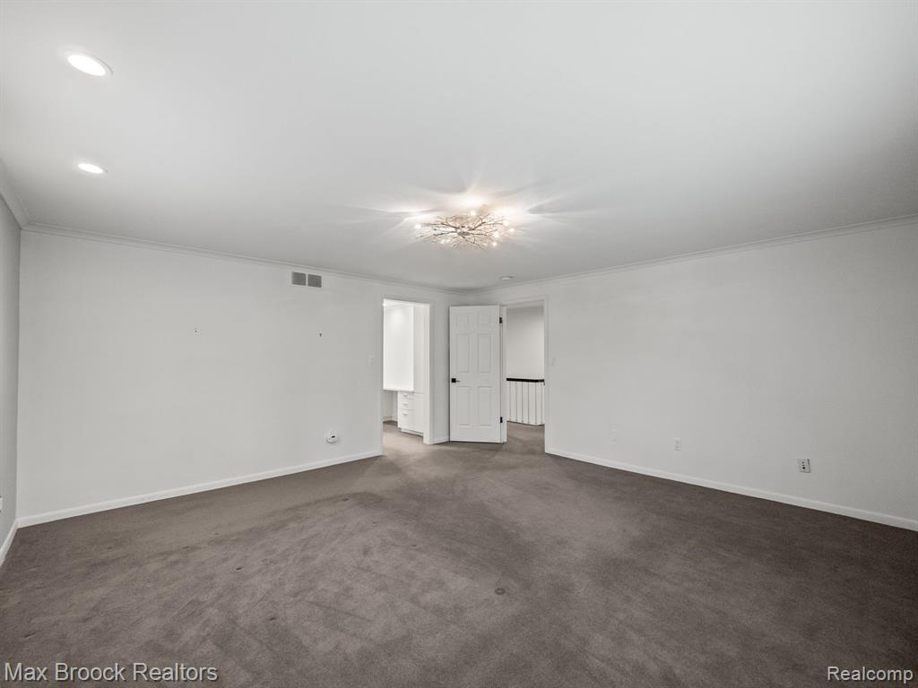 350 Shirley Road Birmingham, MI 48009 - Photo 33 of 60