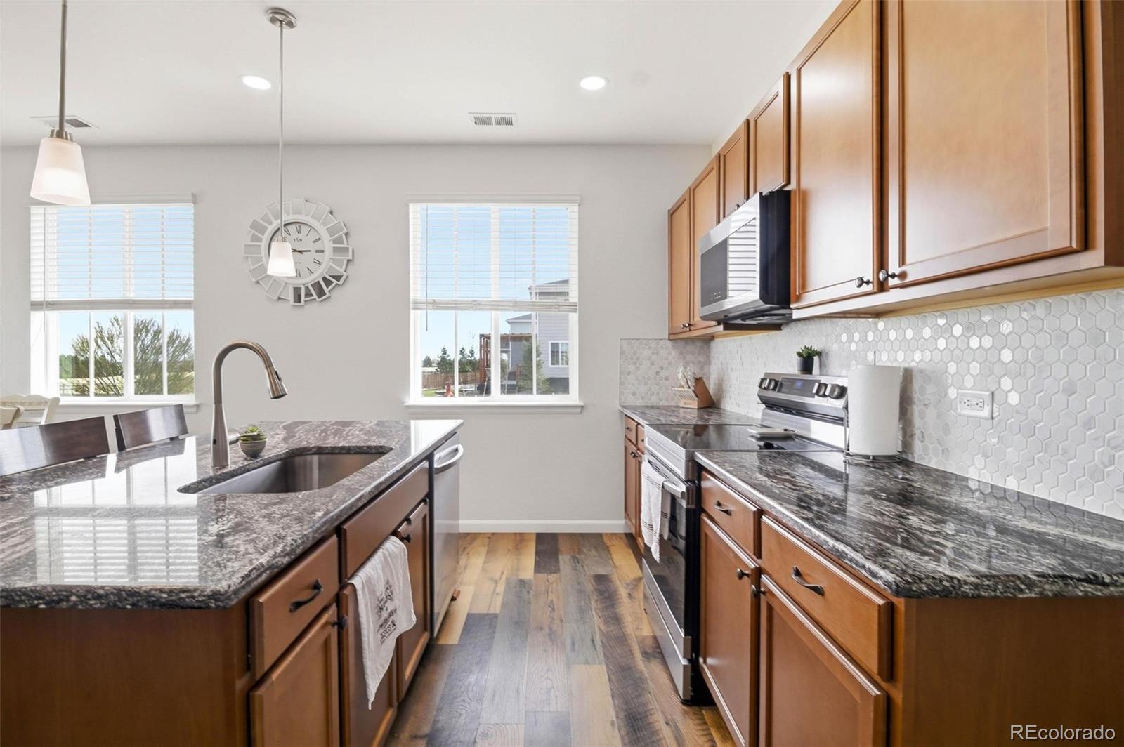 4461 Rapport Drive Castle Rock, CO 80104 - Photo 7 of 17