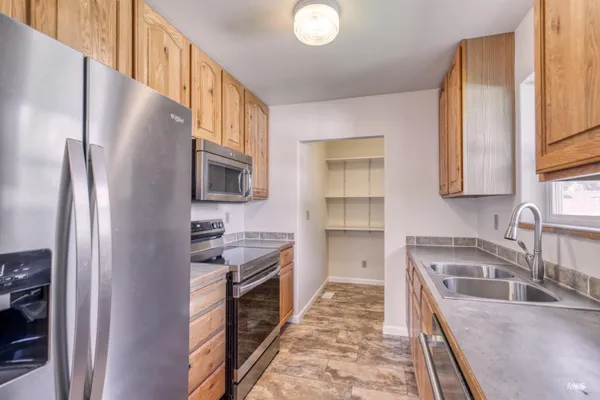 $669,900 | 520 South Scott Street, Boise, ID 83705