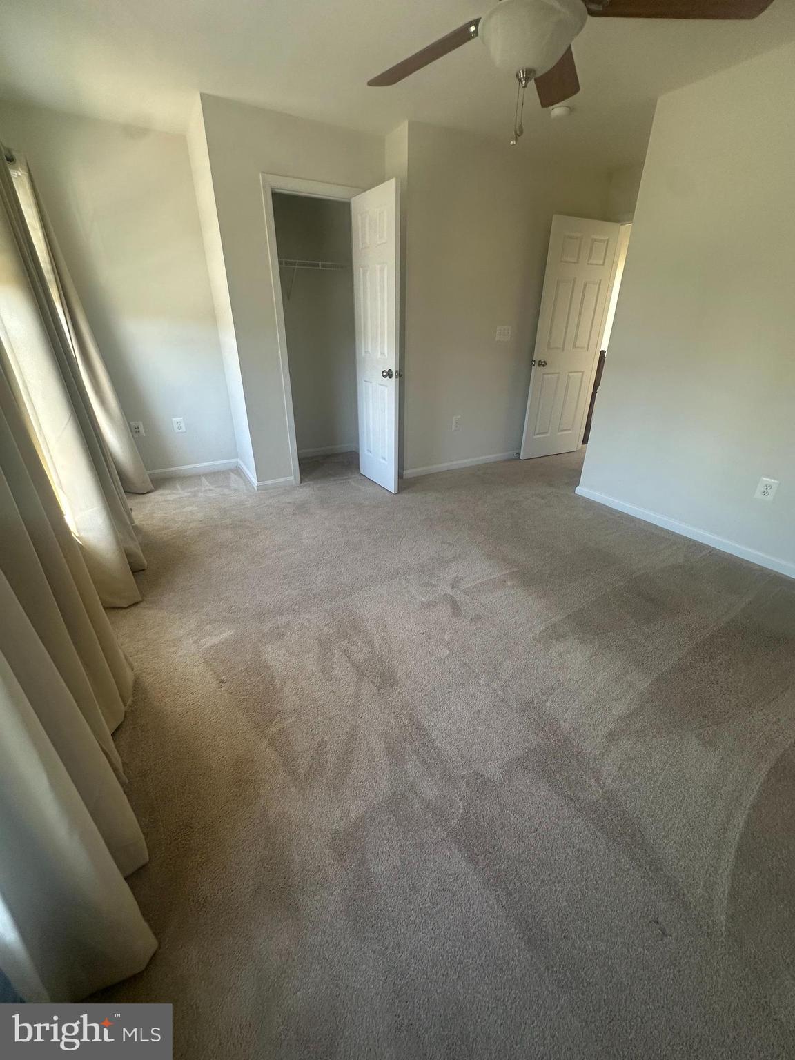 15715 John Diskin Circle Woodbridge, VA 22191 - Photo 2 of 21 a view of entryway