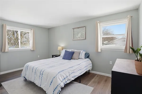 $299,900 | 93 Parkmeadow Drive, Henrietta, NY 14534