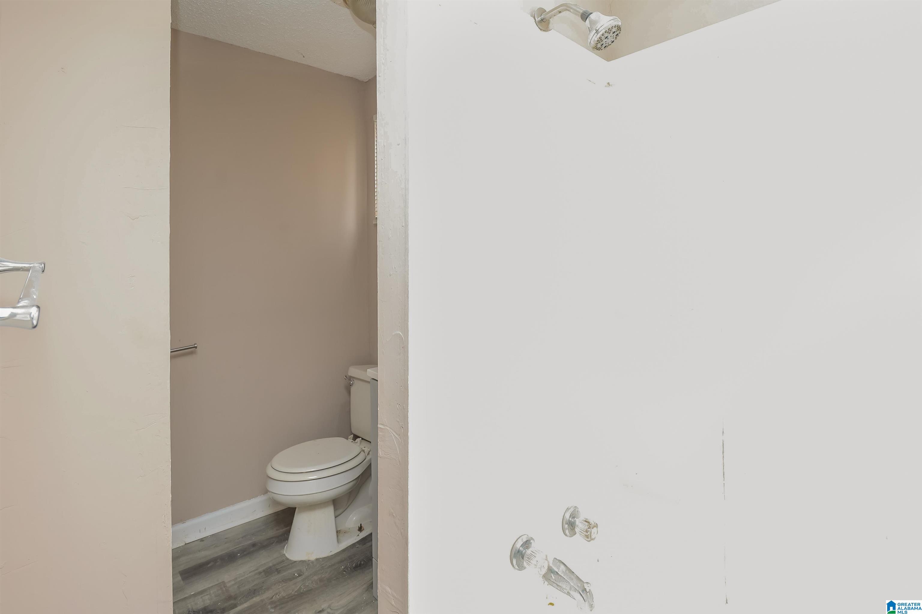 1225 15th Street Southwest Birmingham, AL 35211 - Photo 9 of 14
