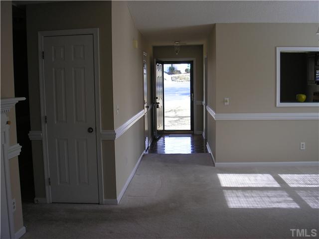 2654 Cottage Circle Raleigh, NC 27613 - Photo 8 of 17