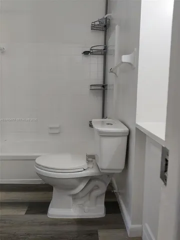 $1,400 | 5950 Northeast 18th Avenue, Unit 504, Fort Lauderdale, FL 33334