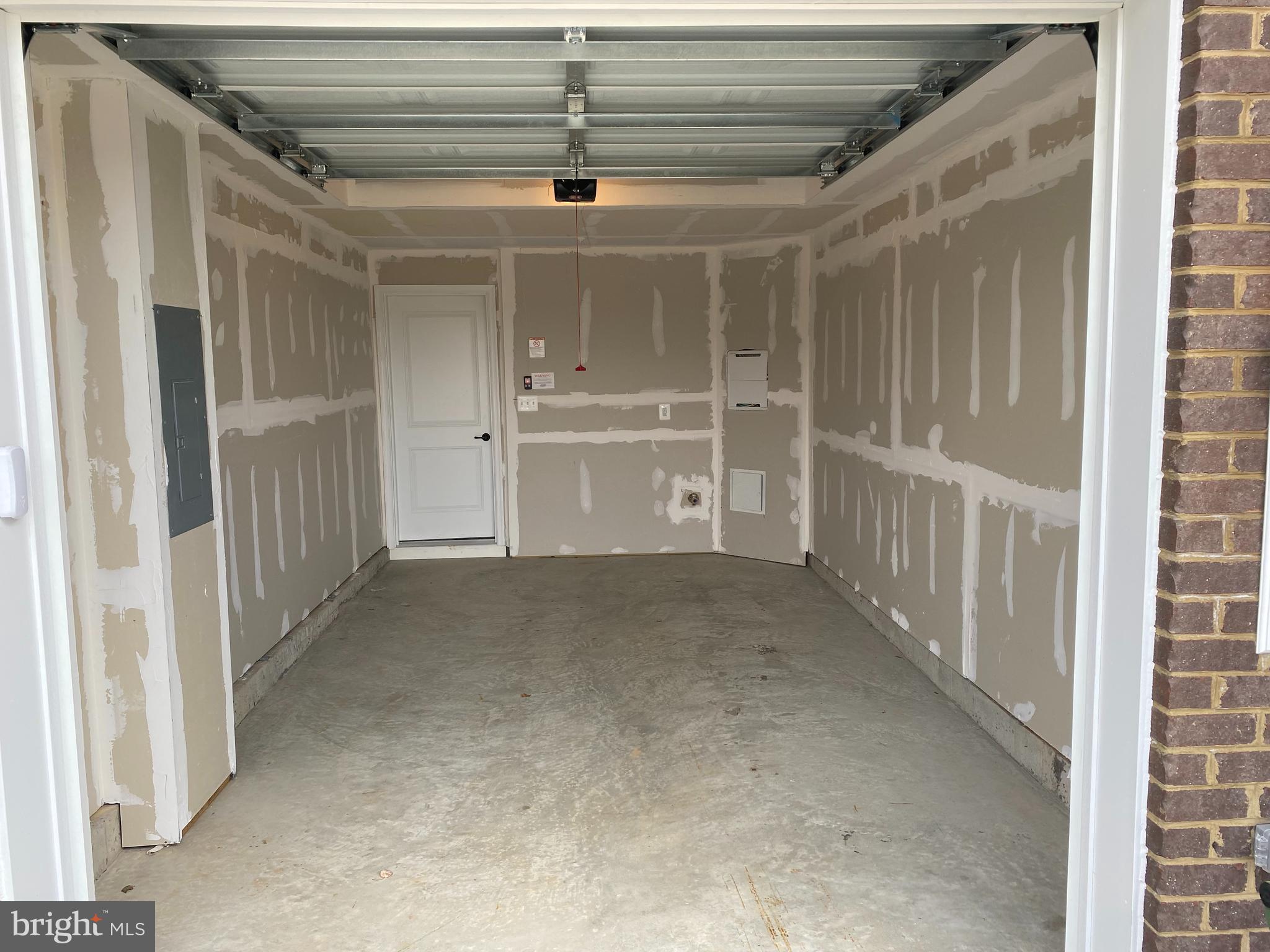 7911 Independence Drive, Unit 1C Spotsylvania, VA 22553 - Photo 33 of 35 a view of an empty room