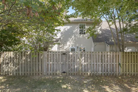 $309,900 | 1101 Downs Boulevard, Unit 209, Franklin, TN 37064