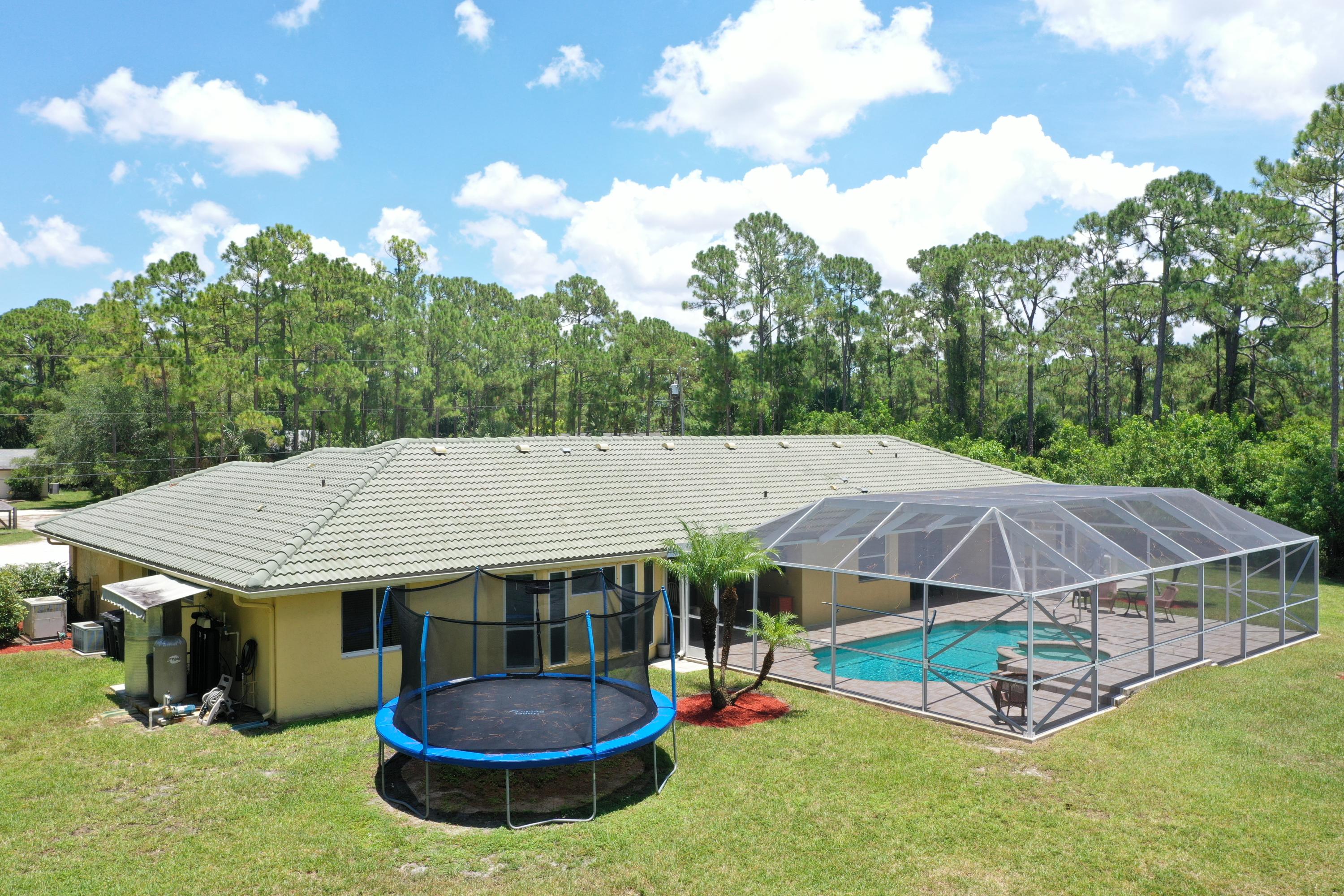 16370 88th Road North Loxahatchee, FL 33470 - Photo 82 of 161 63BD79EB-F4FB-4B36-A6FE-7E250BF56B8E