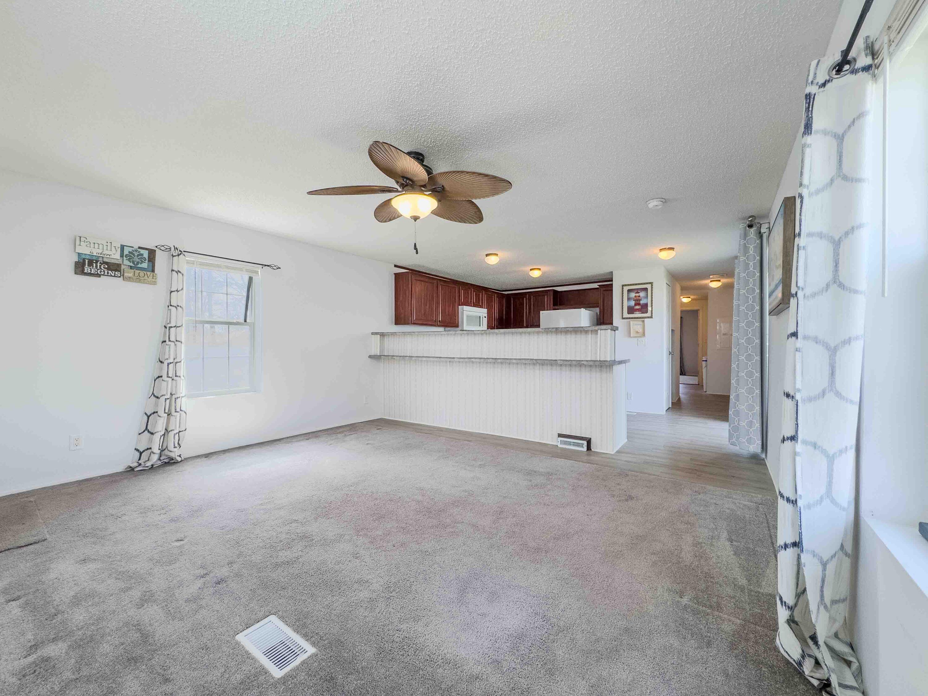 11407 Kickapoo Path Lakeview, OH 43331 - Photo 4 of 24 Living Room