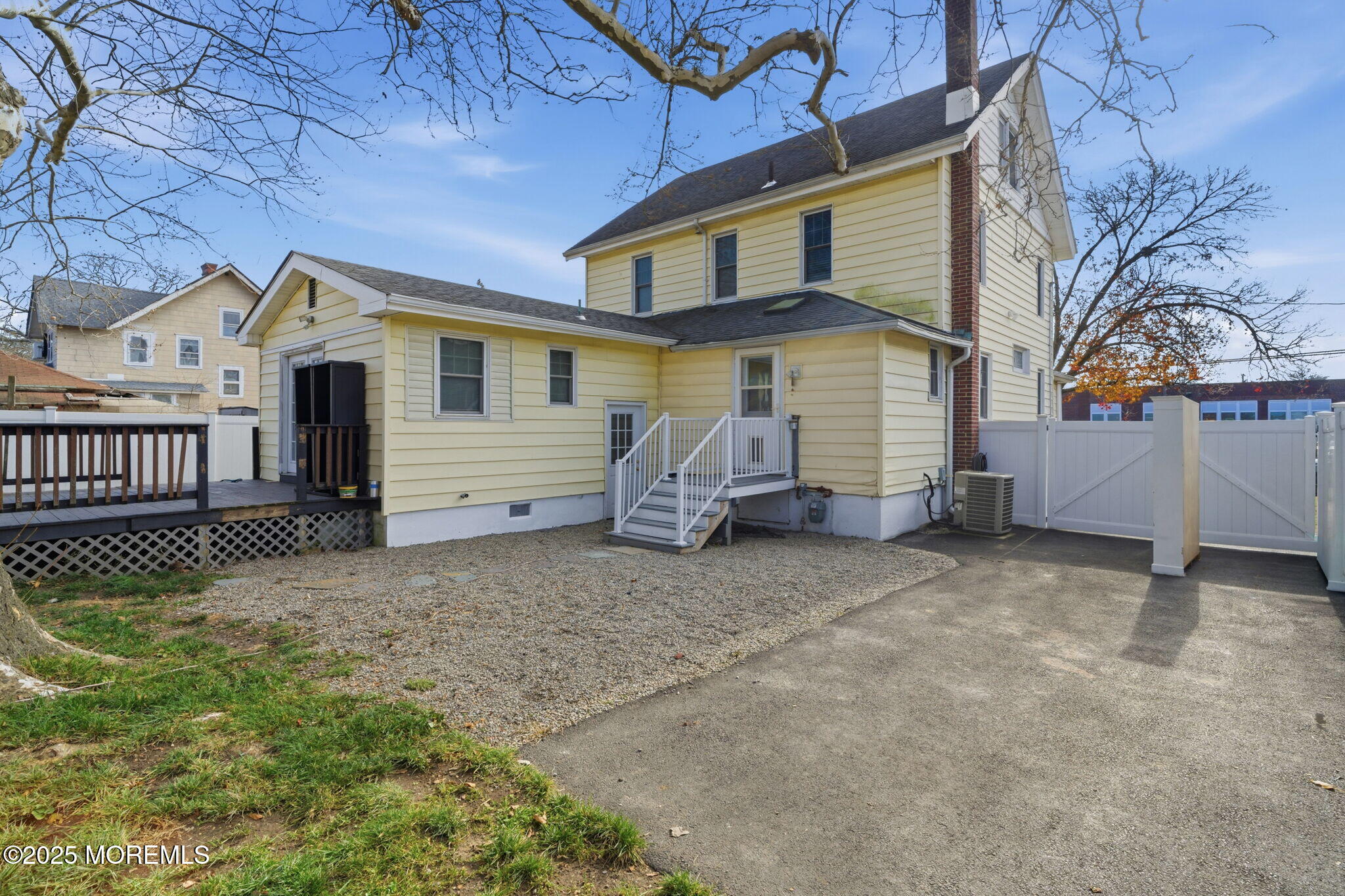 307 Pine Street Lakehurst, NJ 08733 - Photo 6 of 47 006-original-photo