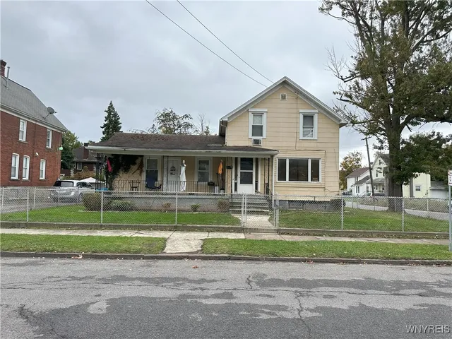 $99,000 | 1303 Ontario Avenue, Niagara Falls, NY 14305
