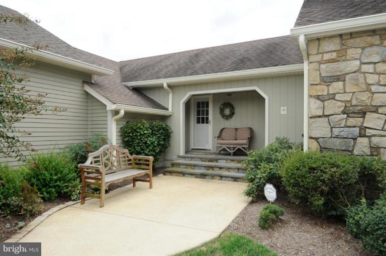 3720 South River Clubhouse Road South Edgewater, MD 21037 - Photo 25 of 28 Porch