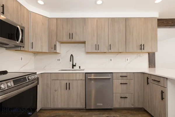 $450,000 | 21 Sitting Bull Road, Unit 1225, Big Sky, MT 59716