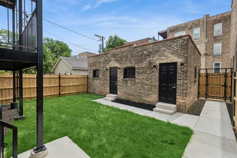 $1,900,000 | 2647 West Walton Street, Chicago, IL 60622