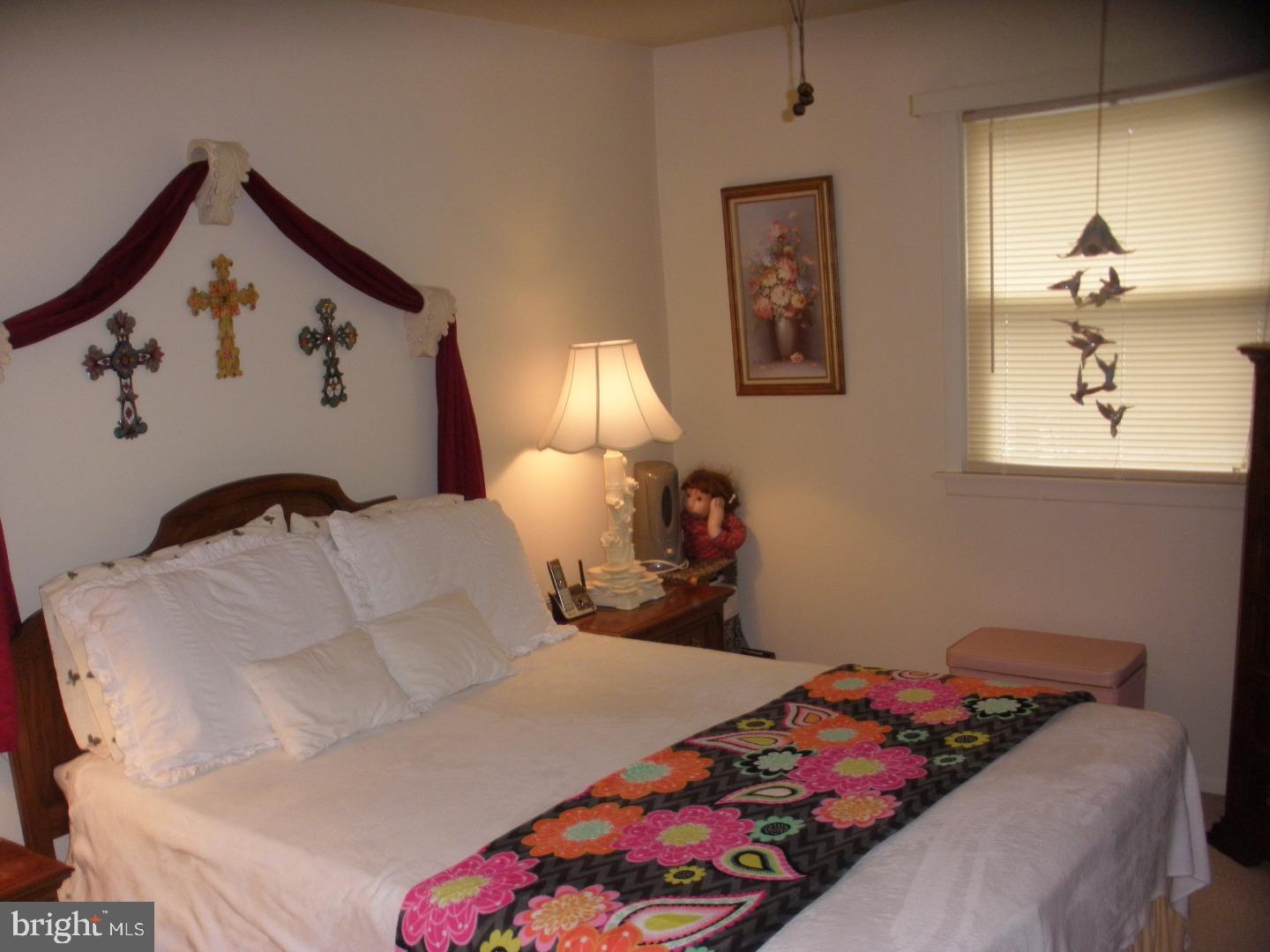 3383 South Keswick Road Philadelphia, PA 19114 - Photo 13 of 16 Bedroom - Main