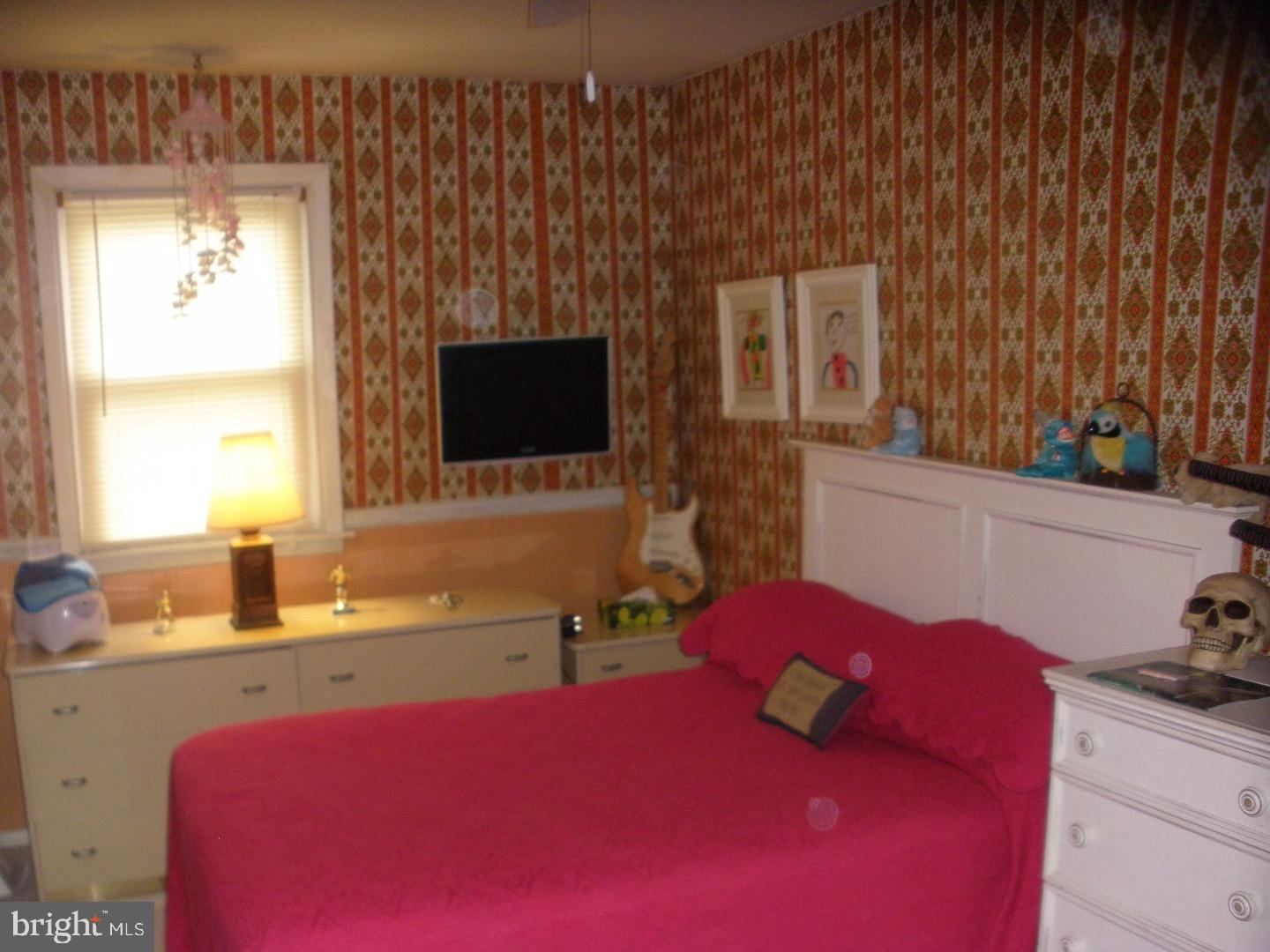 3383 South Keswick Road Philadelphia, PA 19114 - Photo 15 of 16 Bedroom 2
