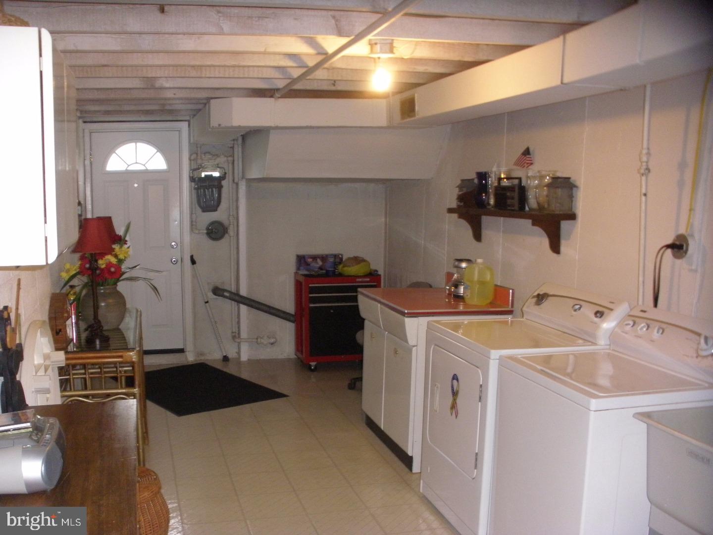 3383 South Keswick Road Philadelphia, PA 19114 - Photo 6 of 16 Laundry Room