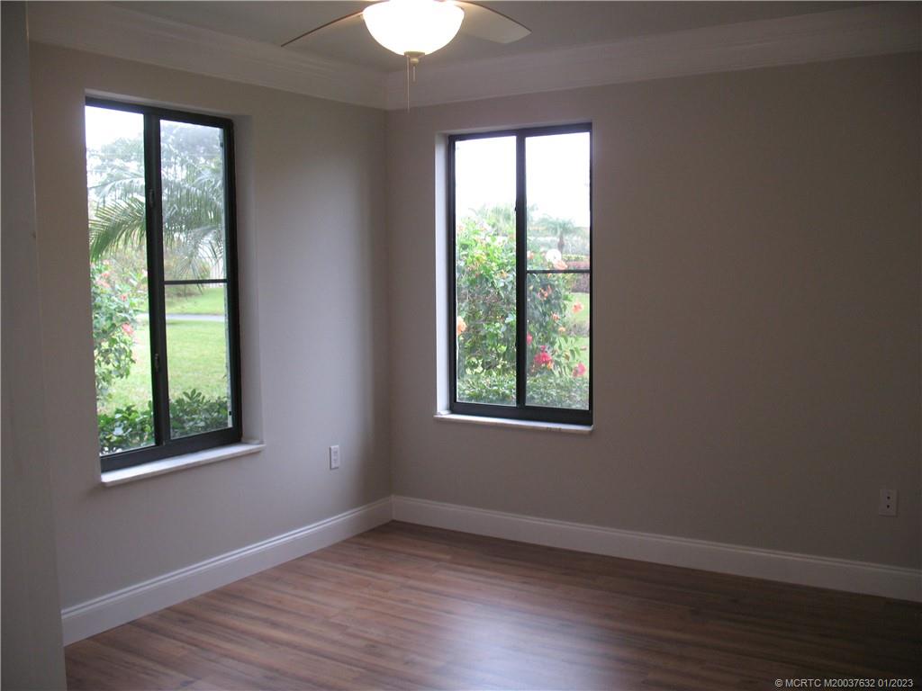 5433 Southeast Miles Grant Road, Unit E105 Stuart, FL 34997 - Photo 9 of 14 Gallery Image 9