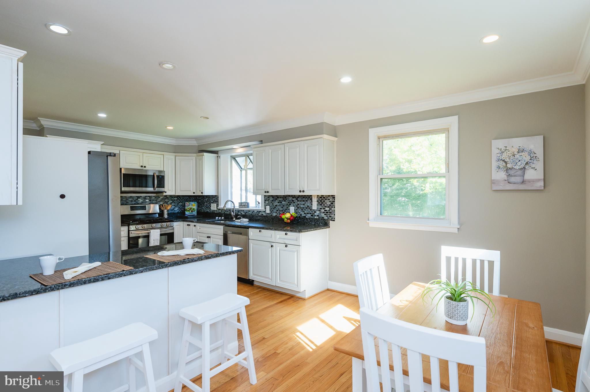 1305 Charmuth Road Lutherville-Timonium, MD 21093 - Photo 27 of 52 Dining & Kitchen
