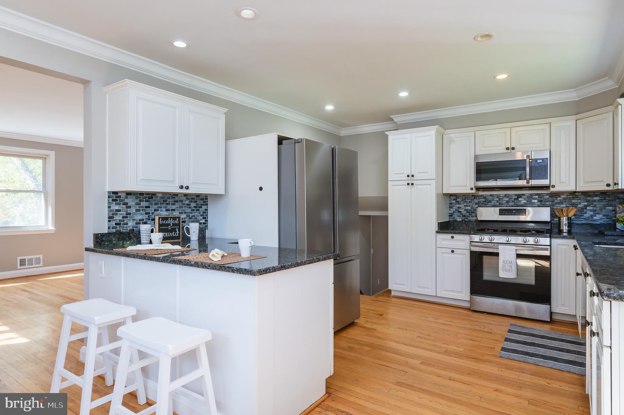 1305 Charmuth Road Lutherville-Timonium, MD 21093 - Photo 6 of 52 Granite Counters & SS Appiances