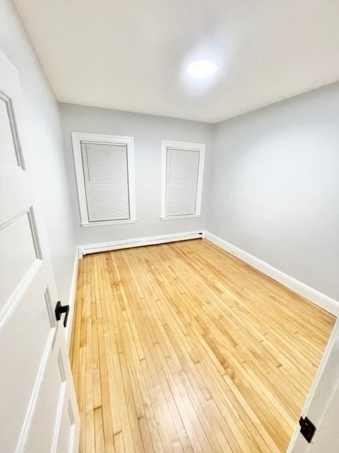33 Oak Street Boston, MA 02136 - Photo 10 of 34