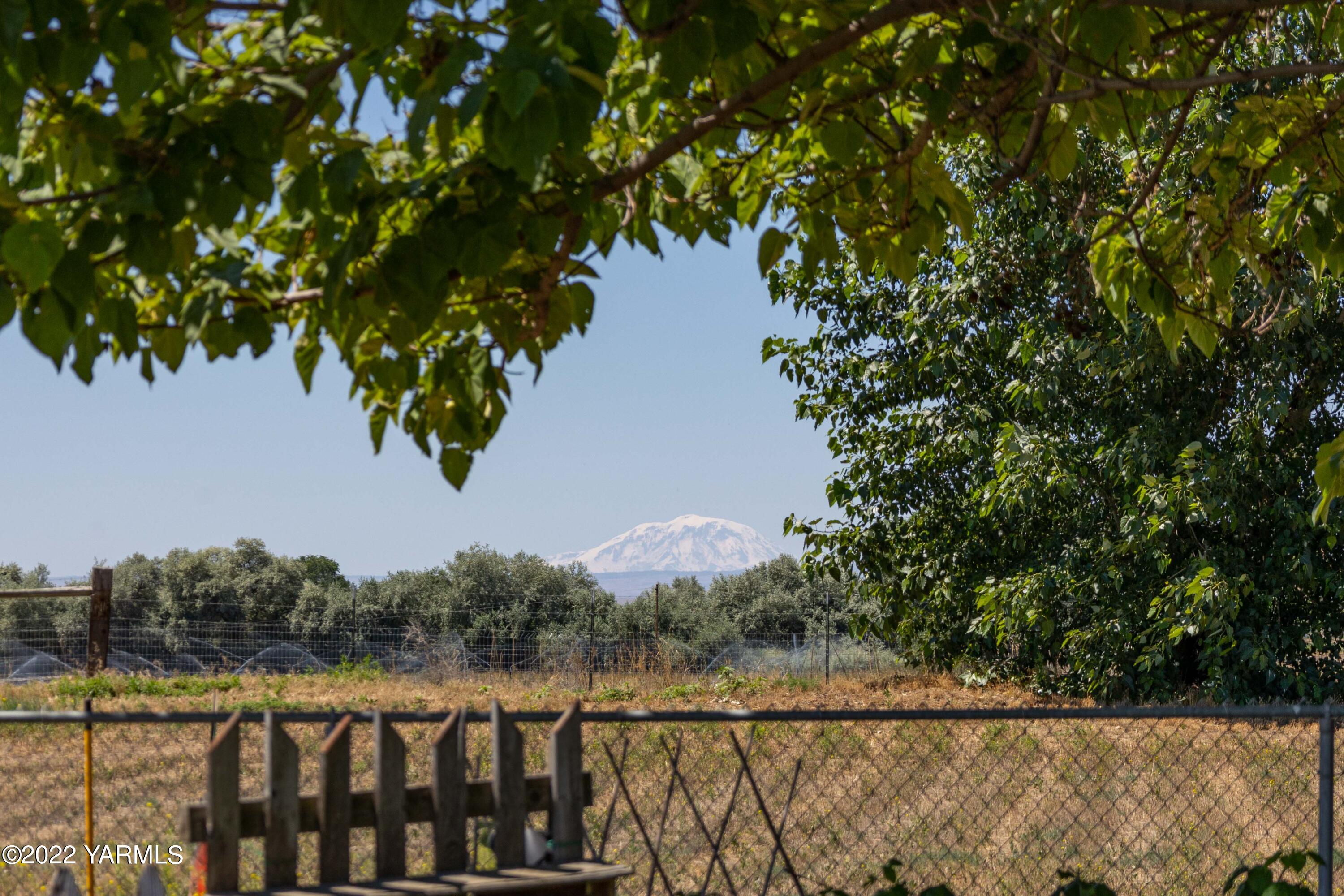 2830 Midvale Road Mabton, WA 98935 - Photo 21 of 32 2830 Midvale Rd 7.14.22 33