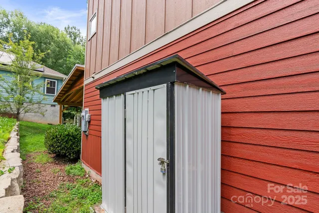 $599,000 | 37 Bryant Street, Asheville, NC 28806