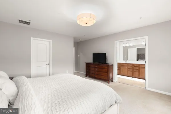 $600,000 | 7825 Crystal Brook Way, Hanover, MD 21076