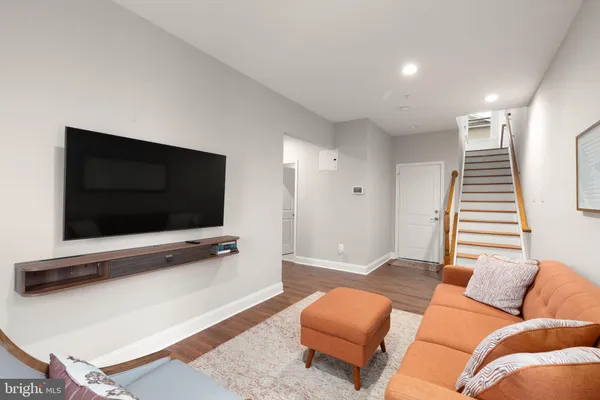 $600,000 | 7825 Crystal Brook Way, Hanover, MD 21076