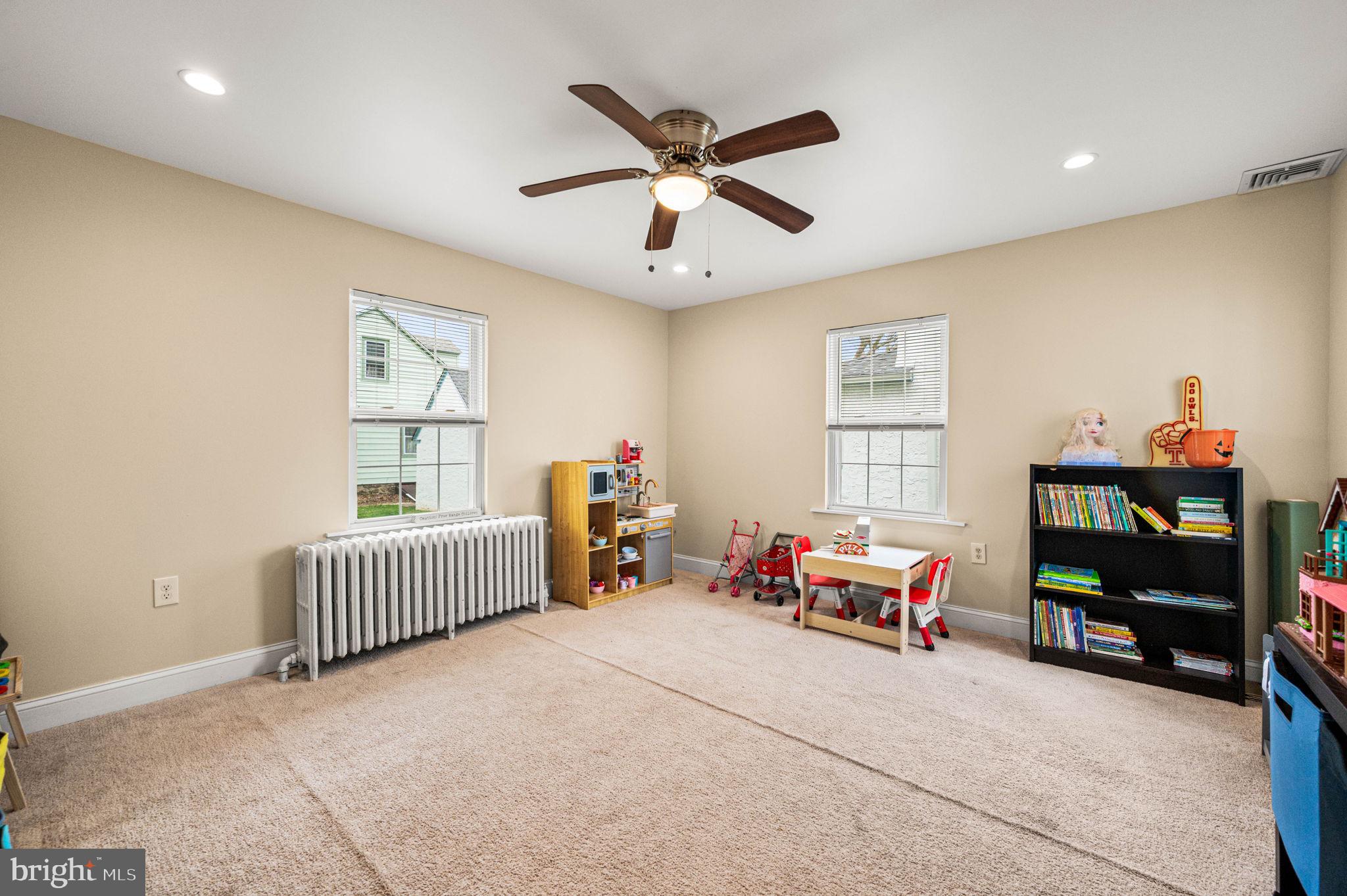 503 Park Street Ridley Park, PA 19078 - Photo 13 of 36 Kid's Playroom